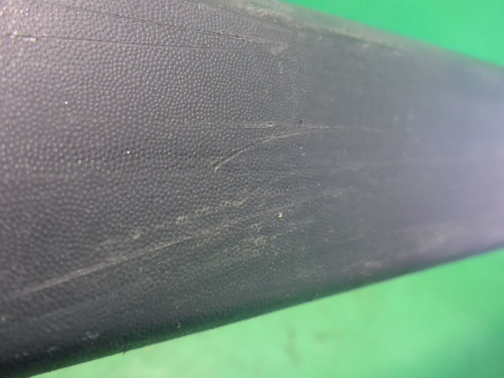 Накладка двери передней левой