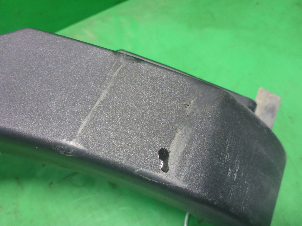 Накладка заднего крыла правого