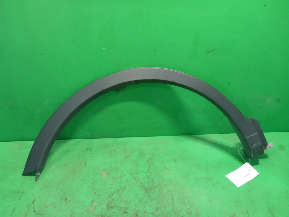 Накладка заднего крыла правого