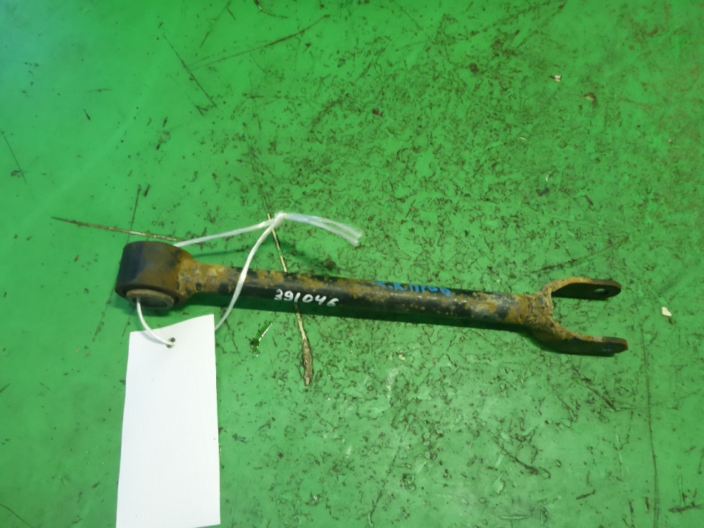 Тяга задняя продольная