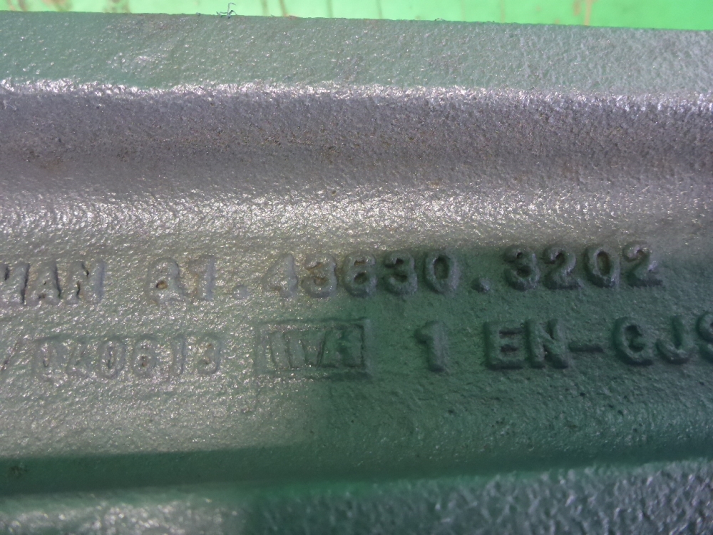 Кронштейн (сопут. товар)