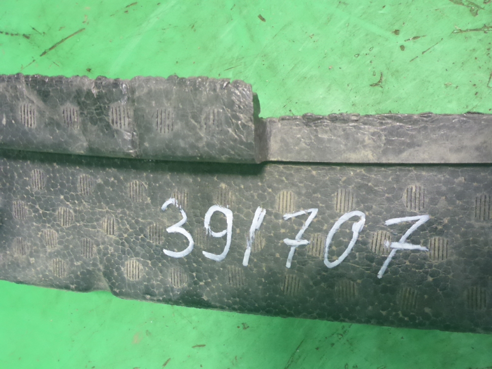 Наполнитель переднего бампера