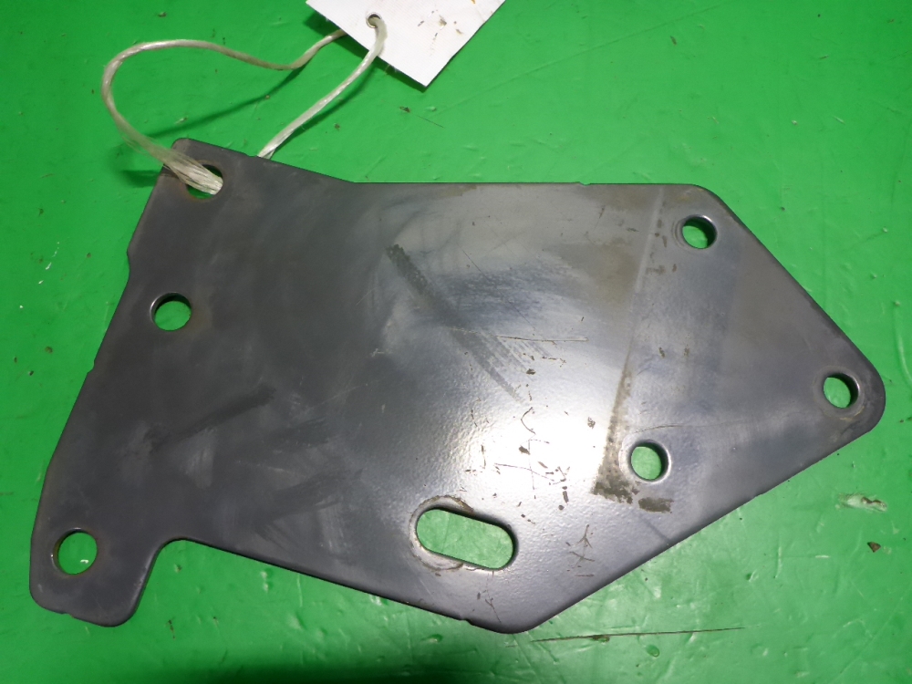 Кронштейн (сопут. товар)