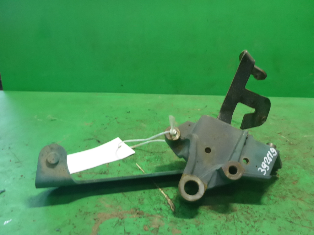 Кронштейн ролика-натяжителя руч. ремня