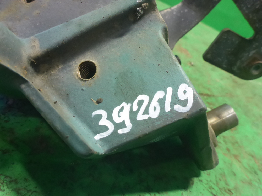 Кронштейн ролика-натяжителя руч. ремня