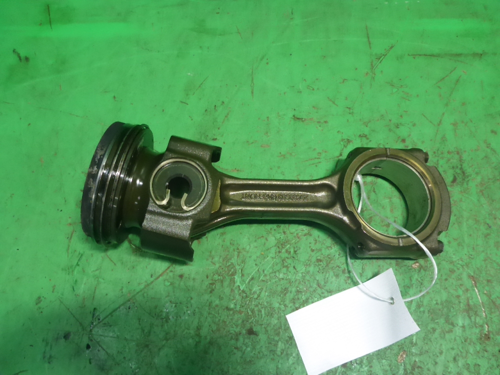 Поршень с шатуном