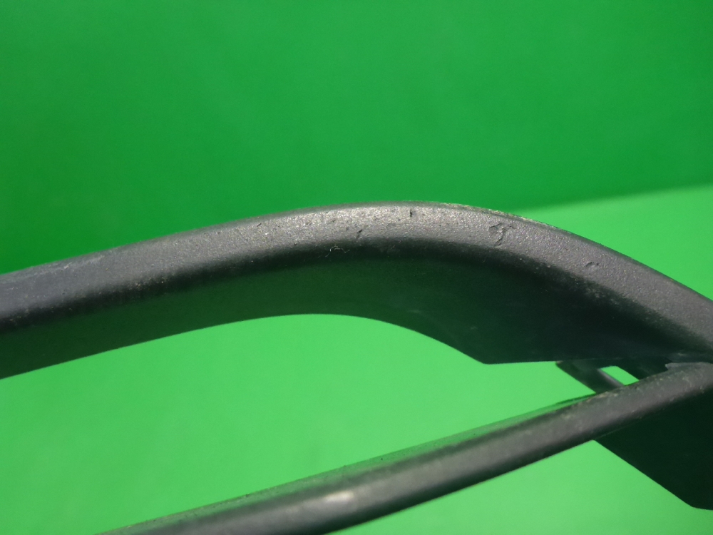 Решетка в бампер левая