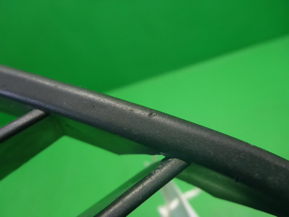 Решетка в бампер левая