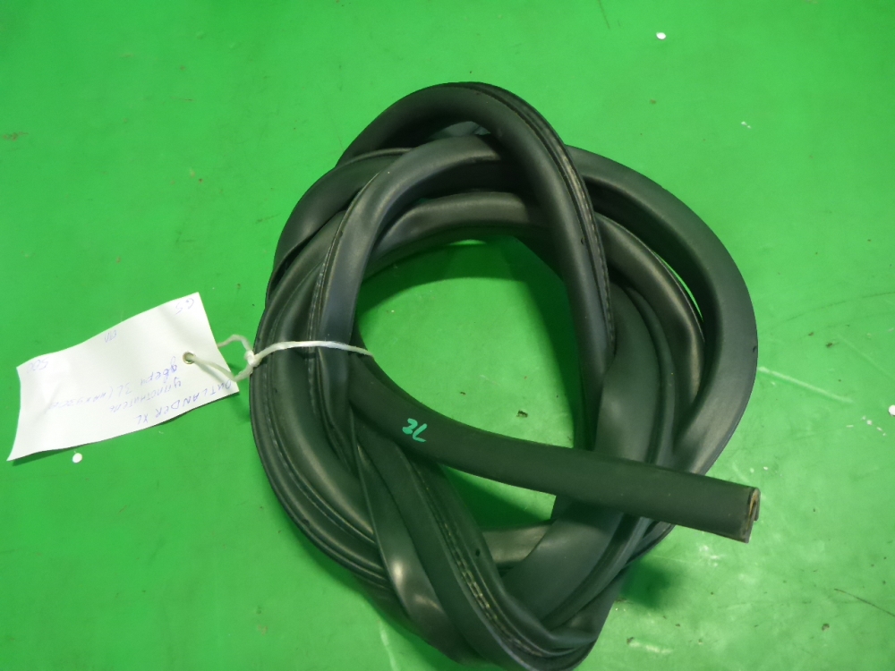 Уплотнитель двери