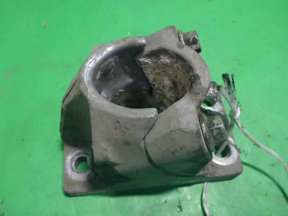 Кронштейн (сопут. товар)