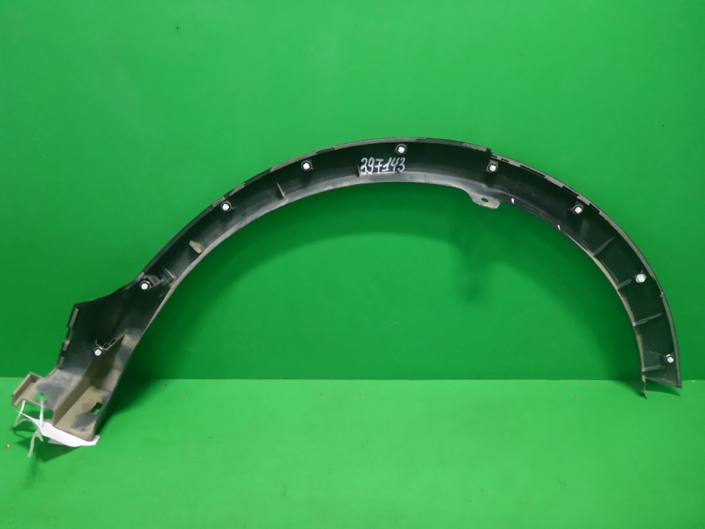 Накладка заднего крыла правого