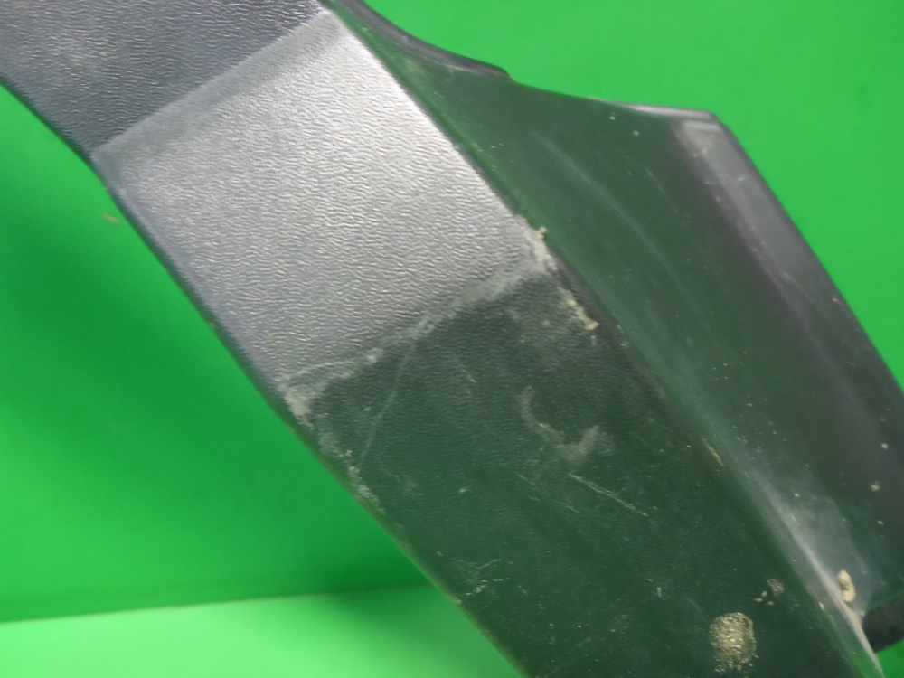 Накладка заднего крыла правого