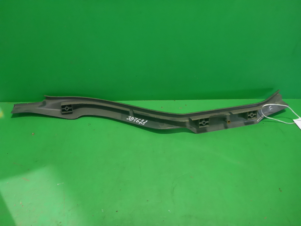 Накладка порога (внутренняя)