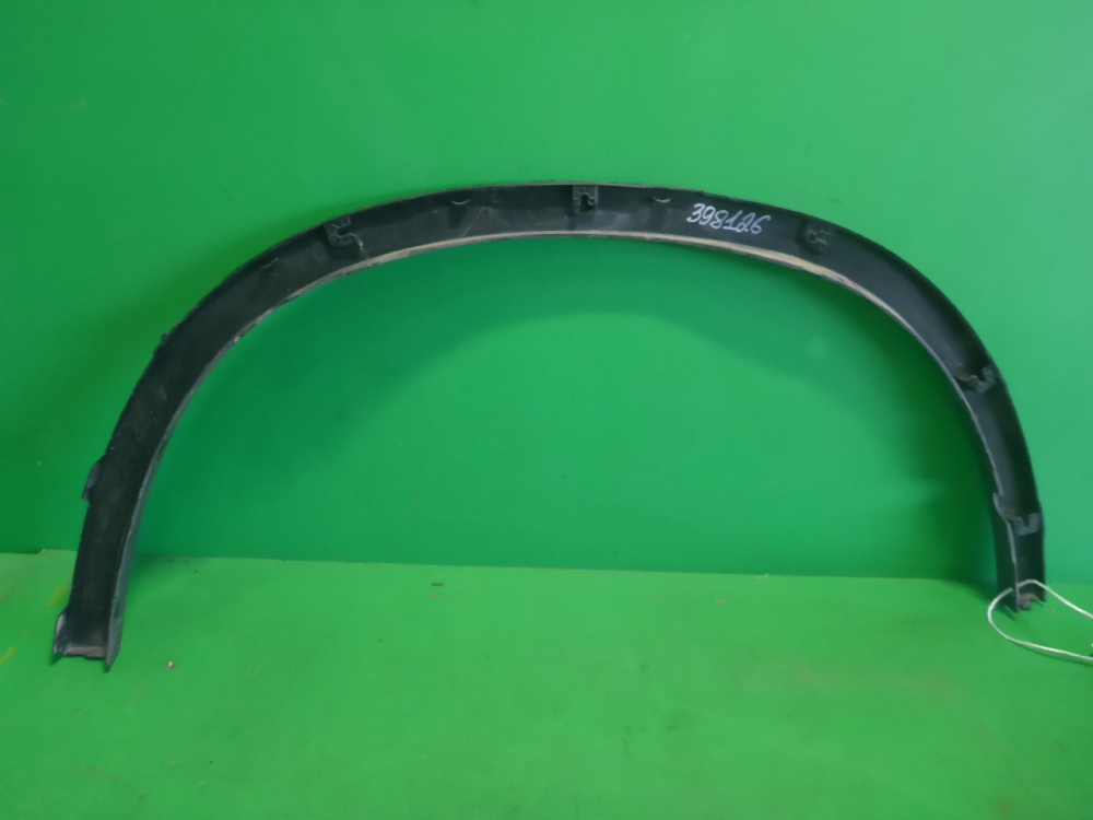 Накладка заднего крыла левого