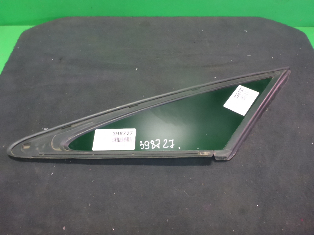 Стекло кузовное глухое правое