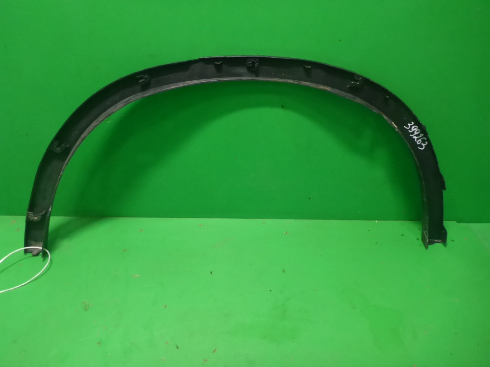 Накладка заднего крыла правого