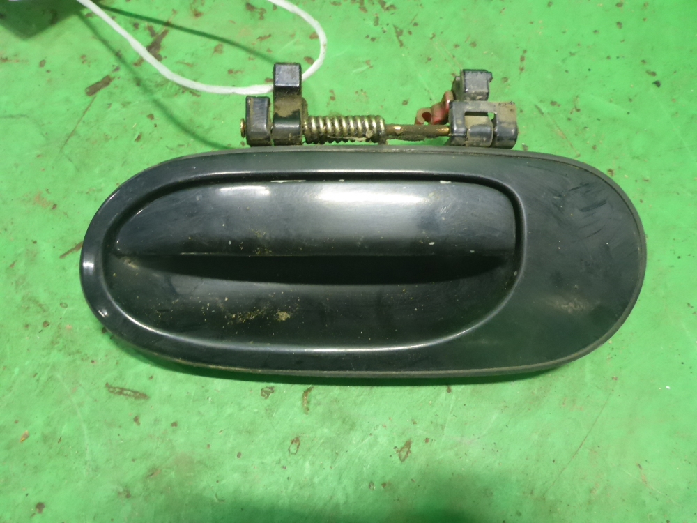 Ручка двери задней наружная левая