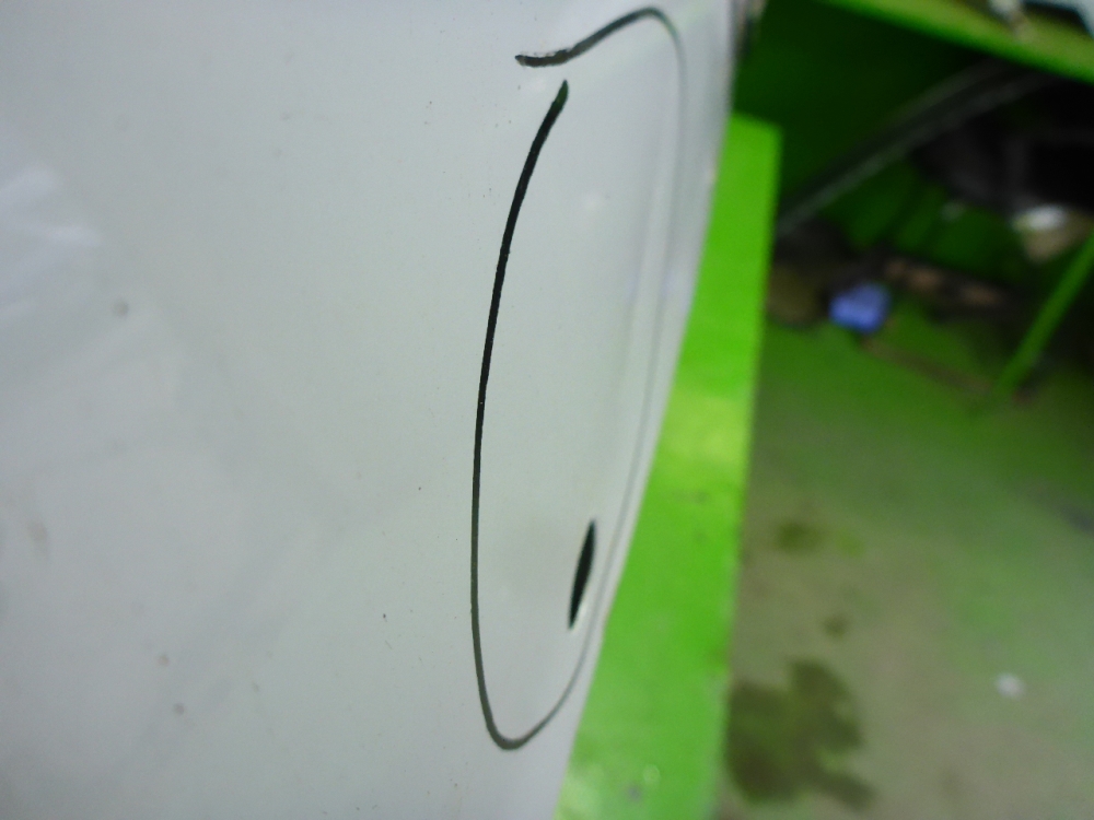 Дверь багажника