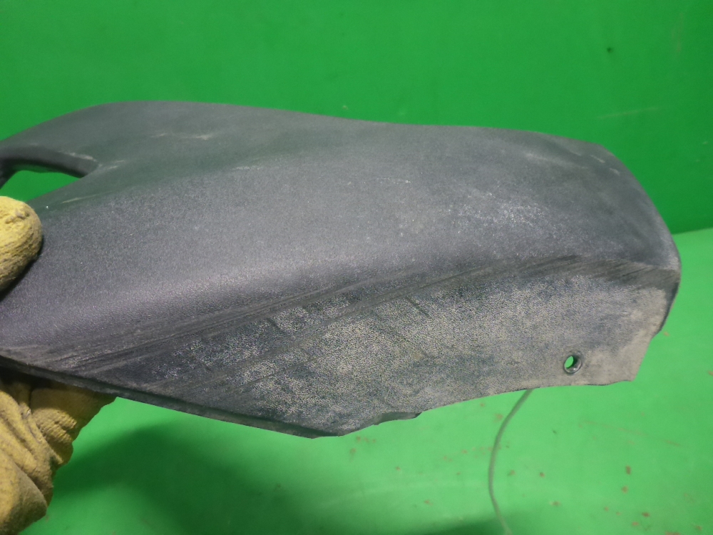 Накладка переднего бампера левая