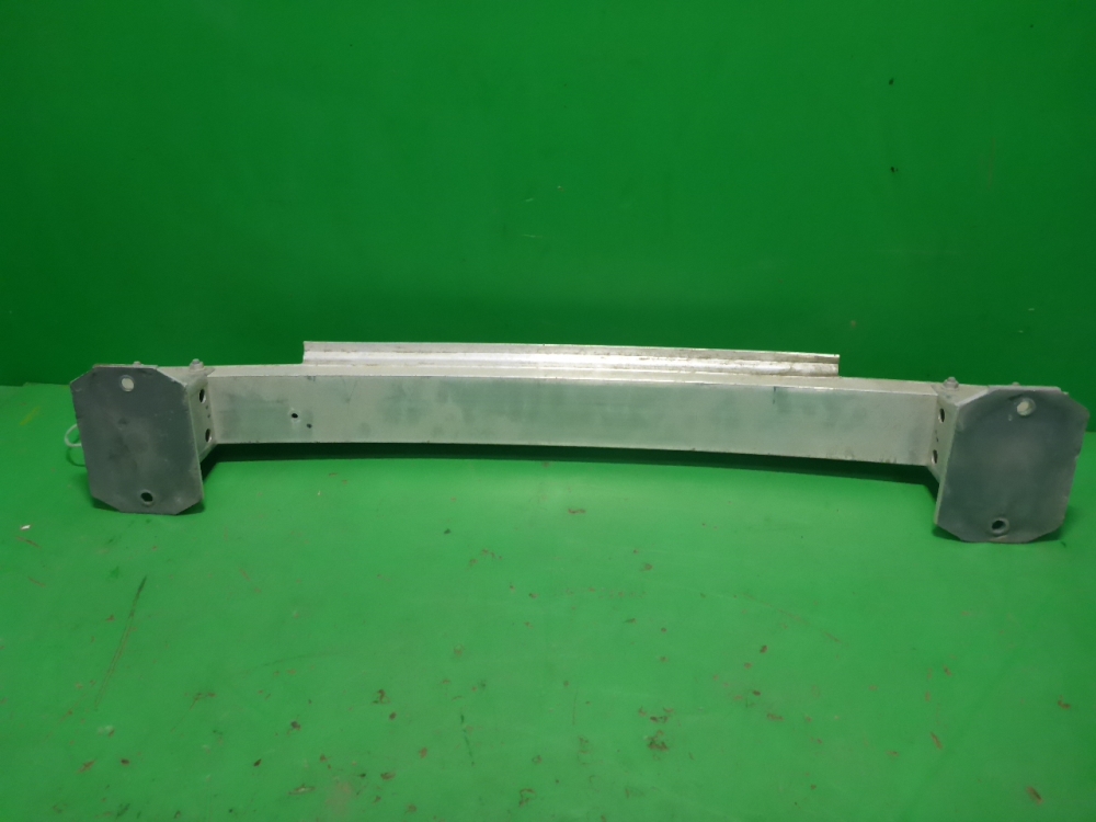 Усилитель заднего бампера