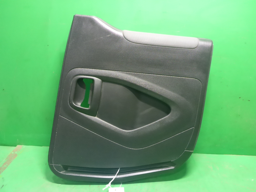 Обшивка двери