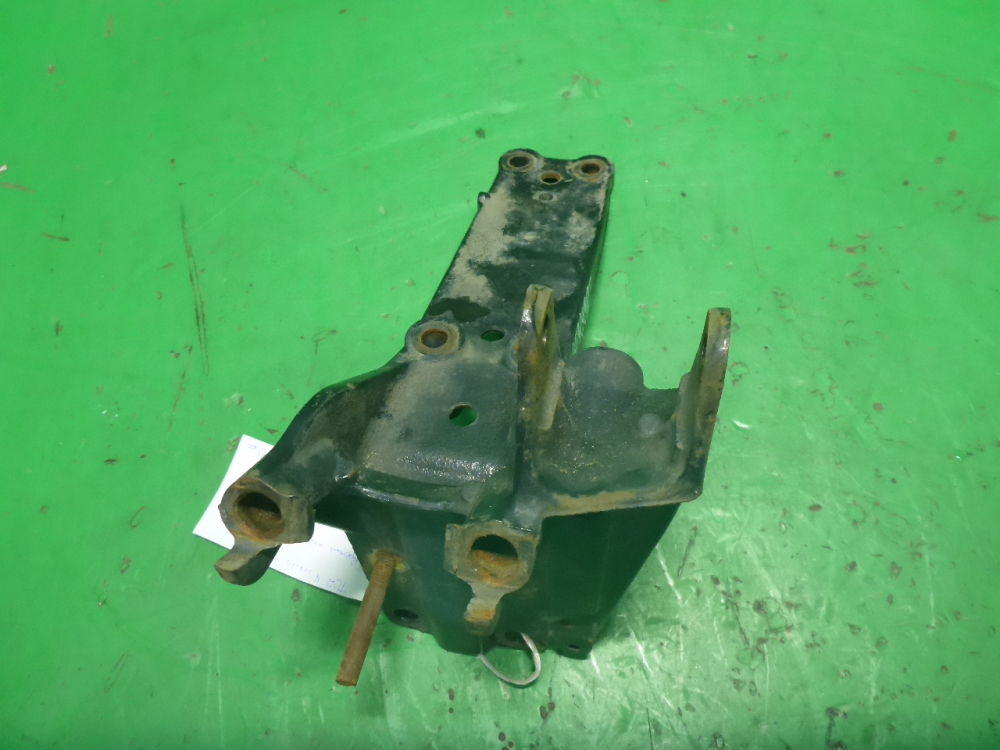 Кронштейн кабины