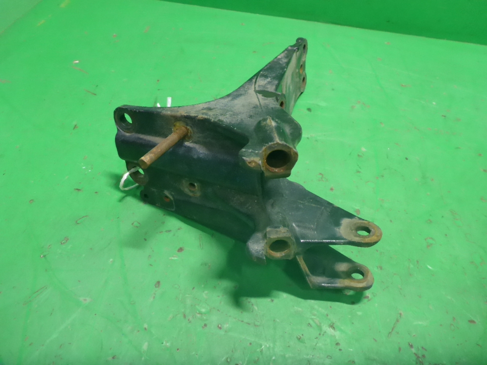 Кронштейн кабины