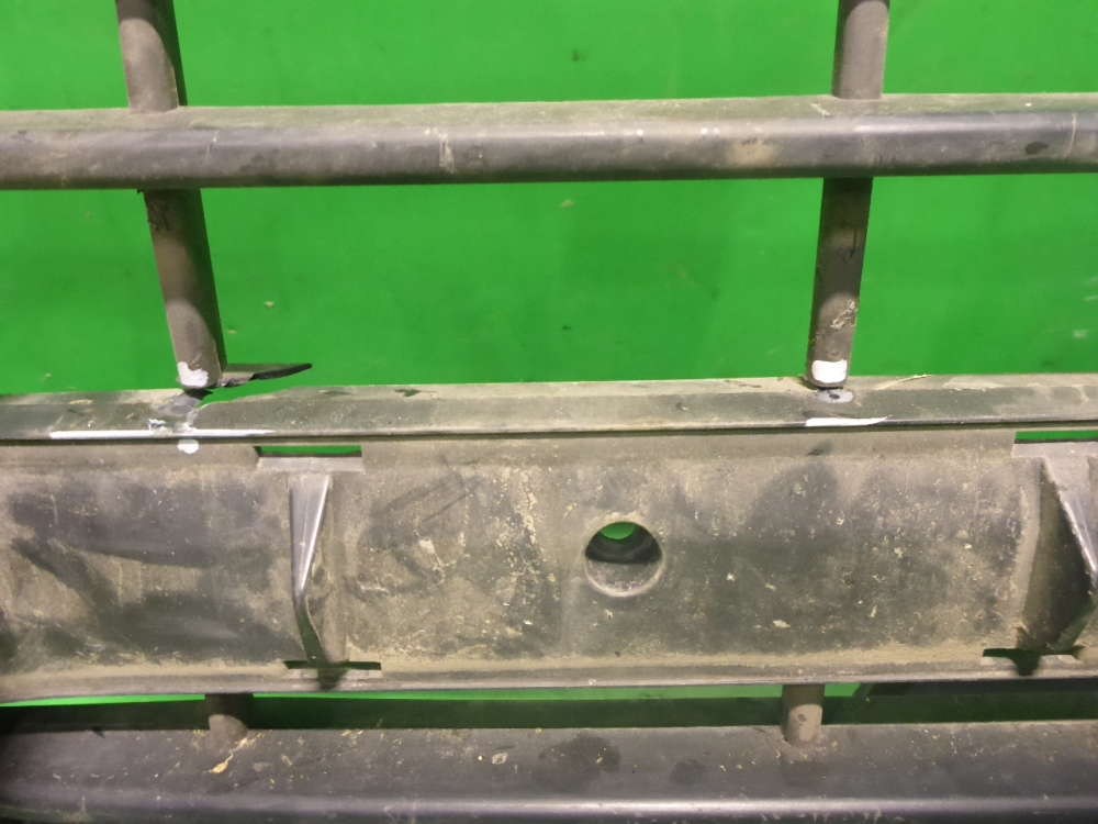 Решетка радиатора