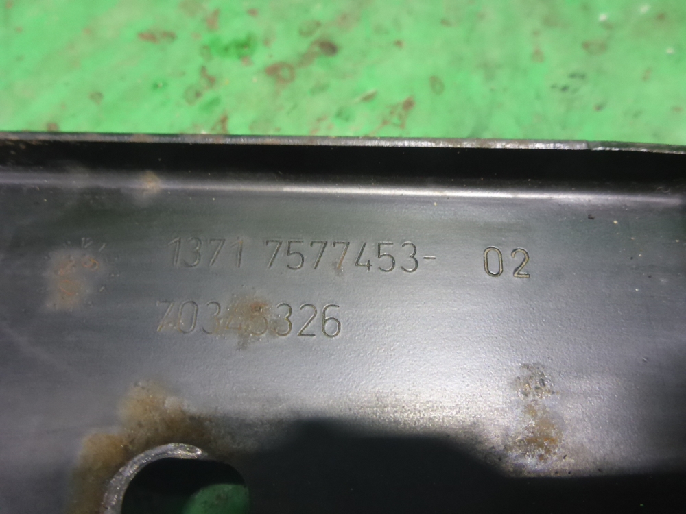 Кронштейн (сопут. товар)