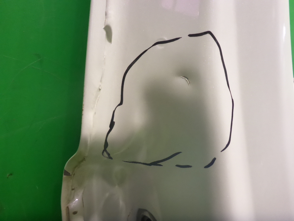 Дверь багажника