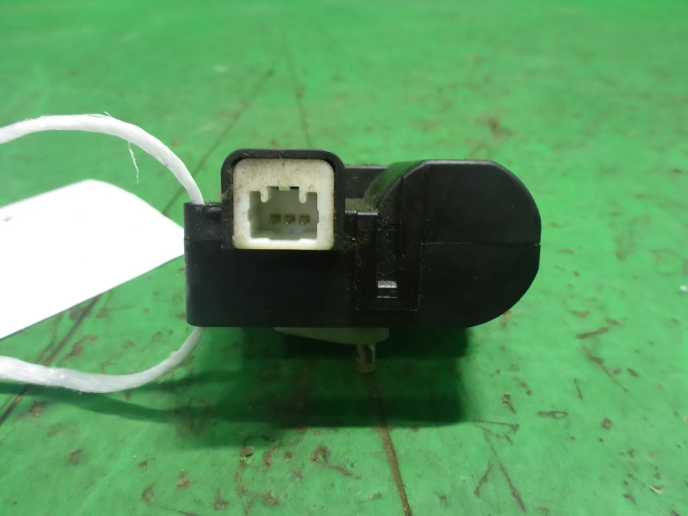 Моторчик заслонки печки