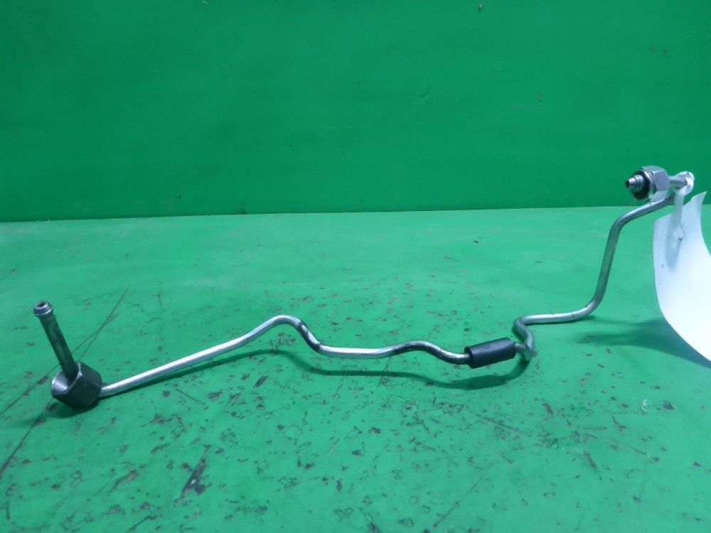 Трубка топливная