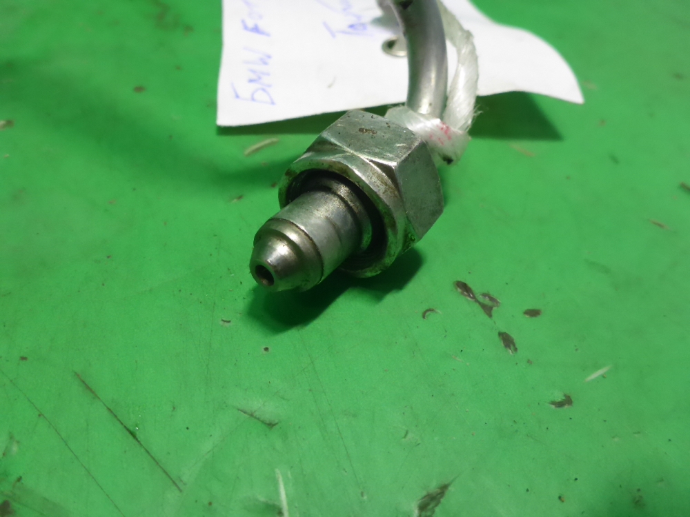 Трубка топливная