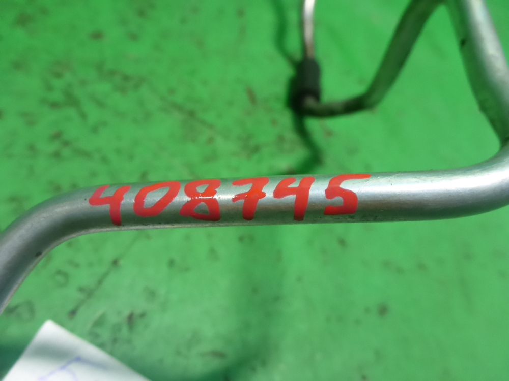 Трубка топливная