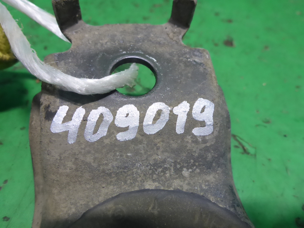 Кронштейн радиатора