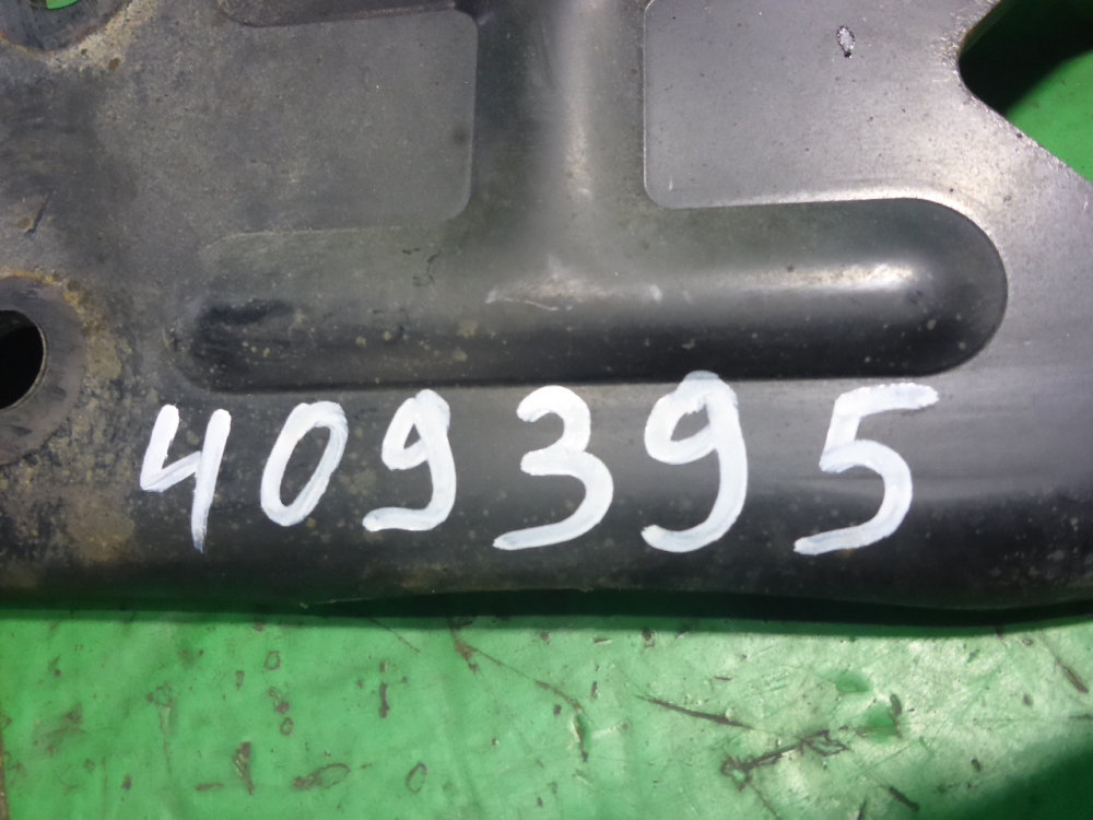 Кронштейн (сопут. товар)