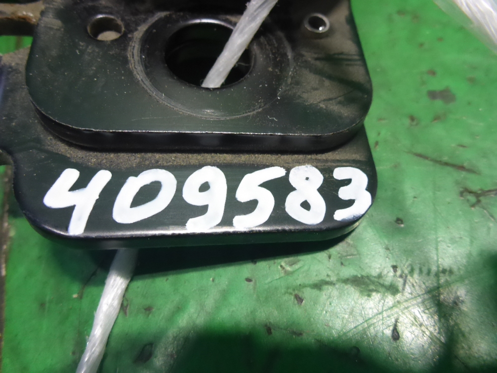 Ответная часть ремня безопасности