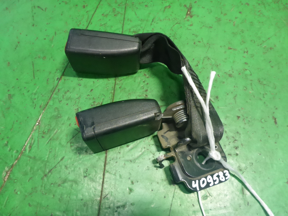 Ответная часть ремня безопасности