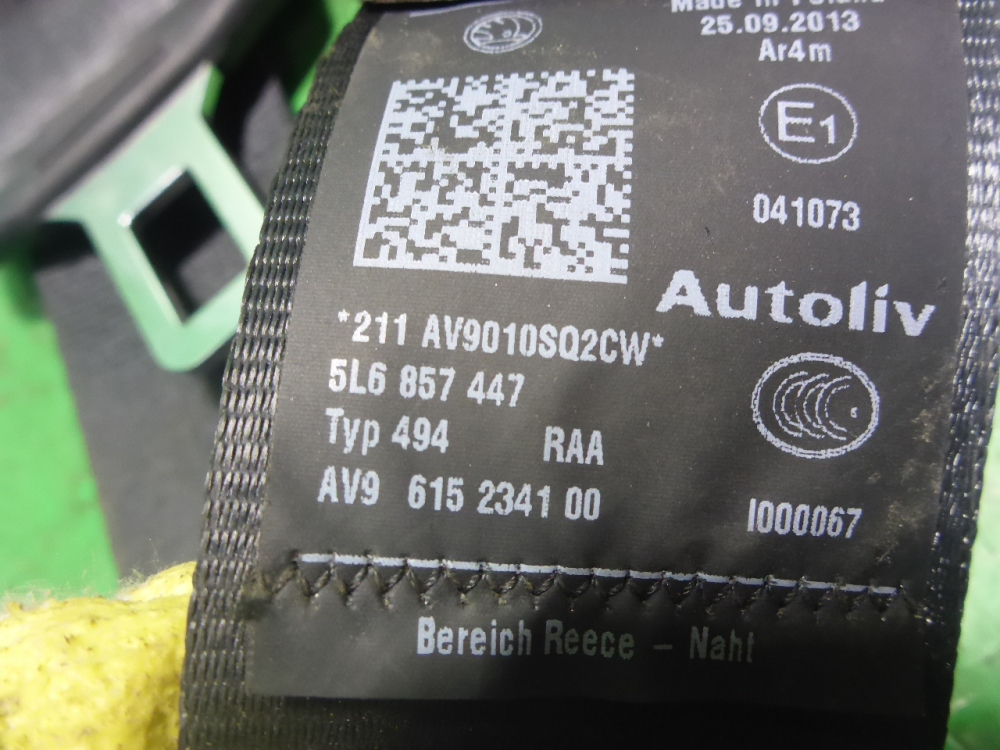 Ремень безопасности