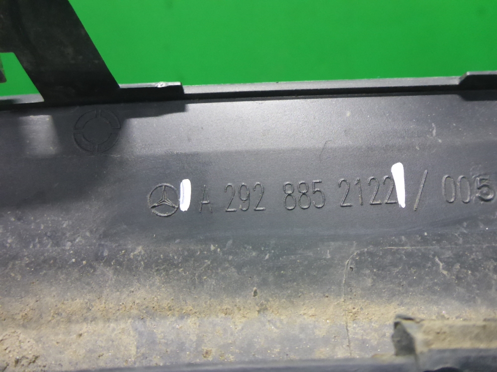 Накладка заднего крыла правого