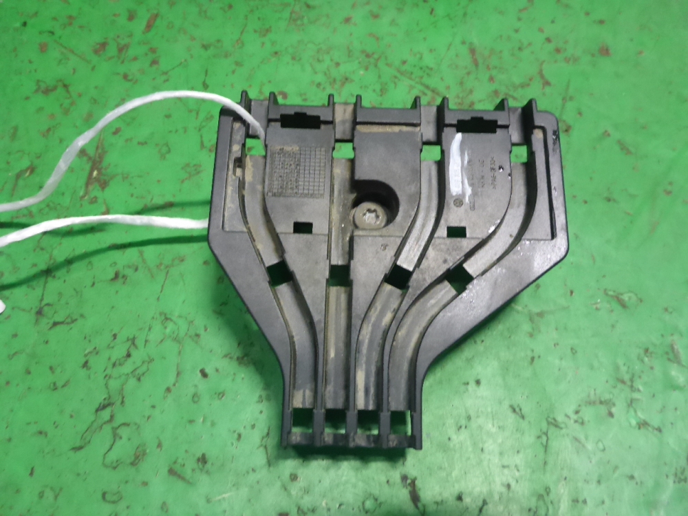 Кронштейн (сопут. товар)