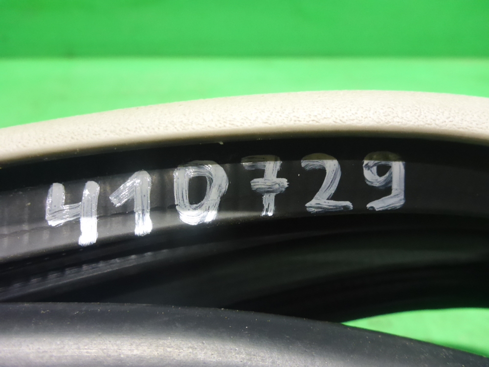 Уплотнитель двери