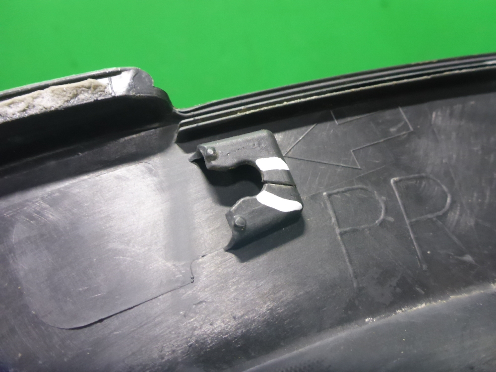 Накладка заднего крыла правого