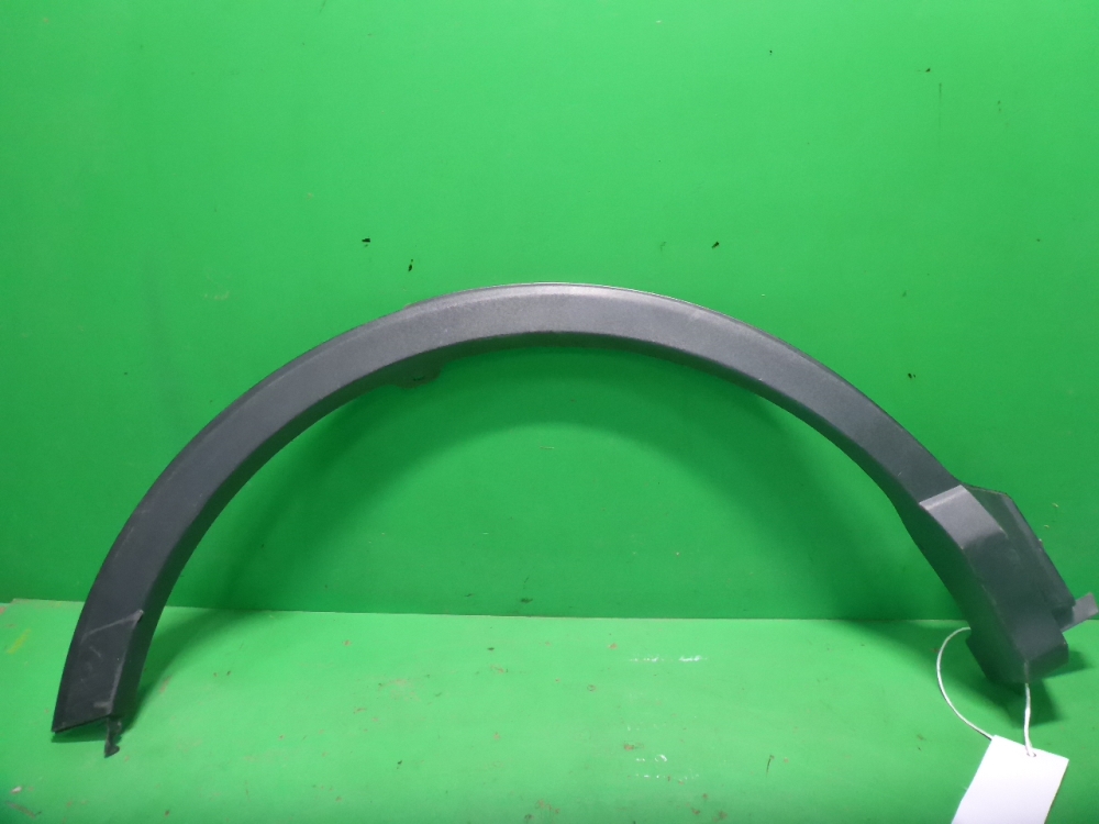 Накладка заднего крыла правого