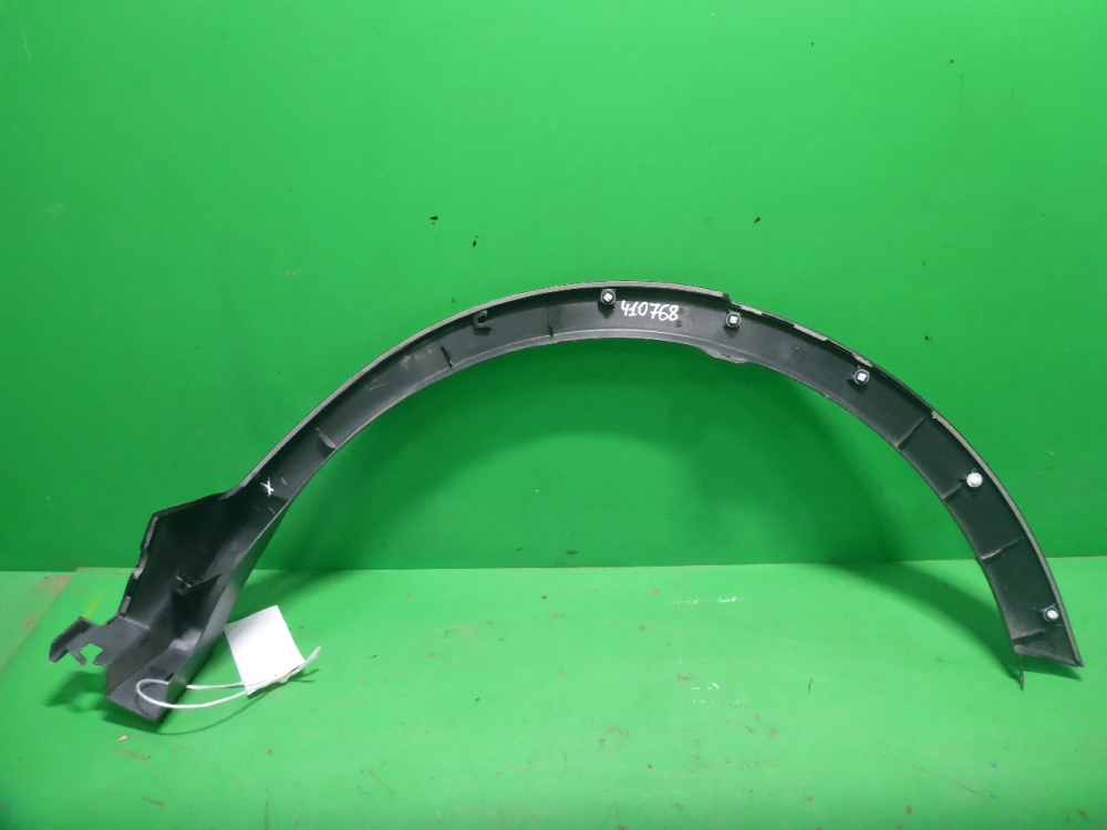 Накладка заднего крыла правого