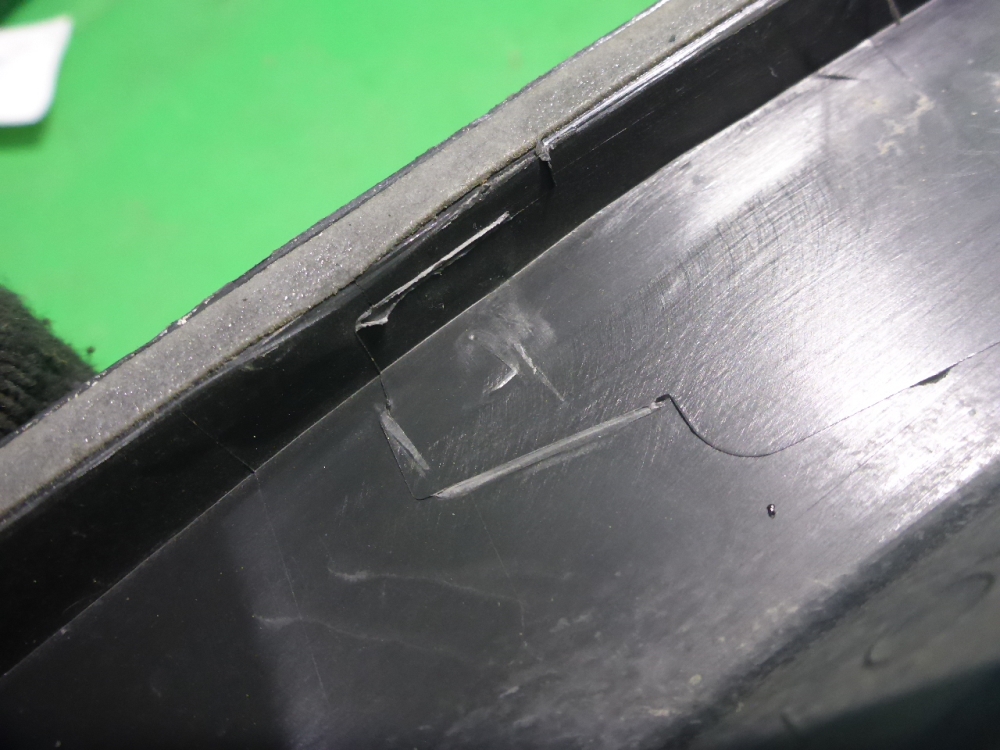 Накладка заднего крыла правого