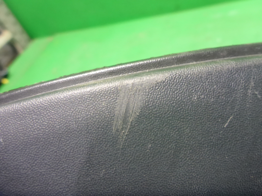 Накладка заднего крыла правого