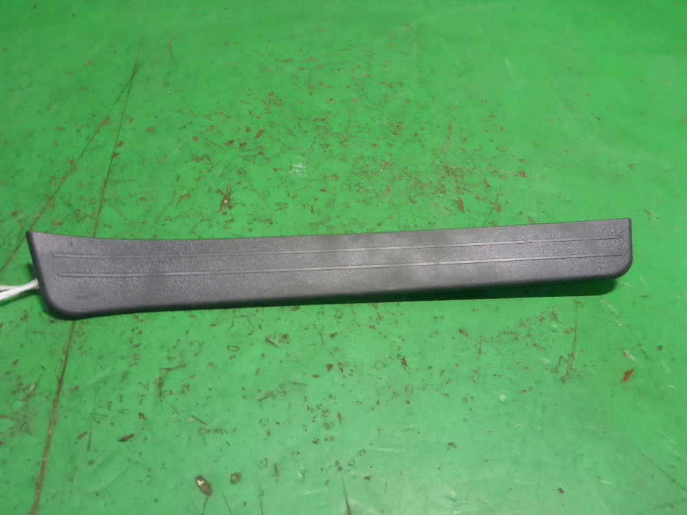 Накладка порога (внутренняя)