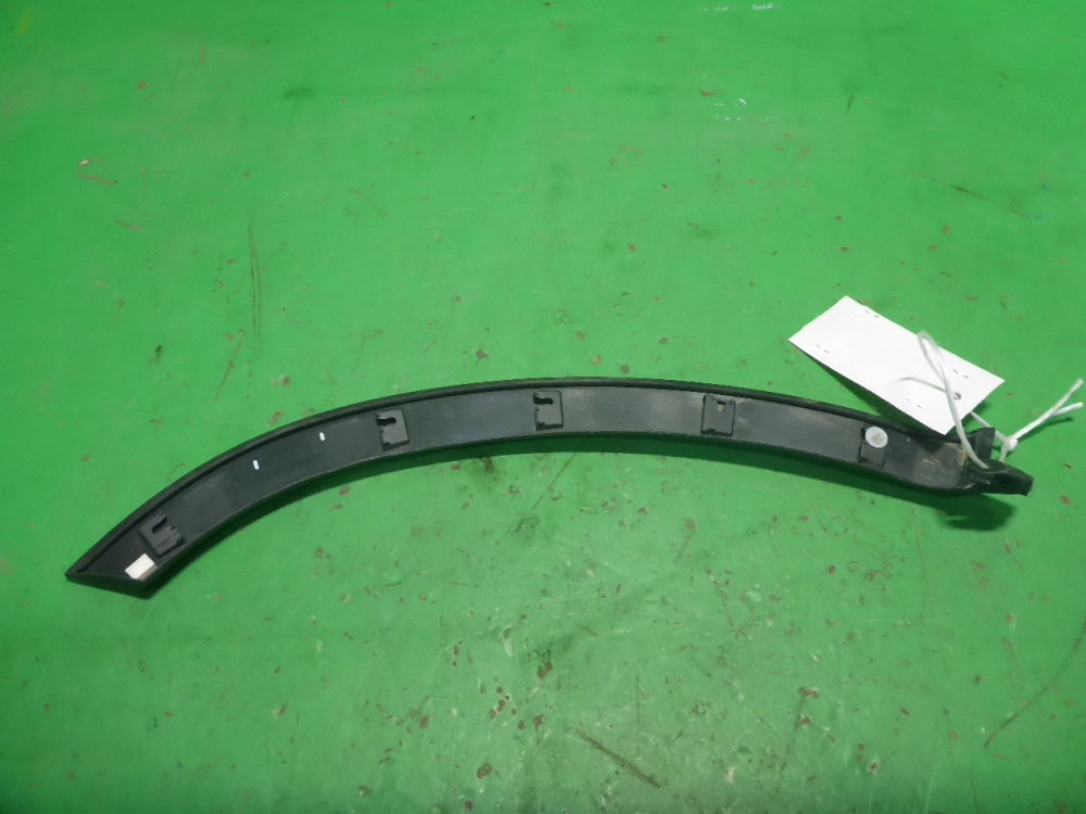 Накладка двери задней левой