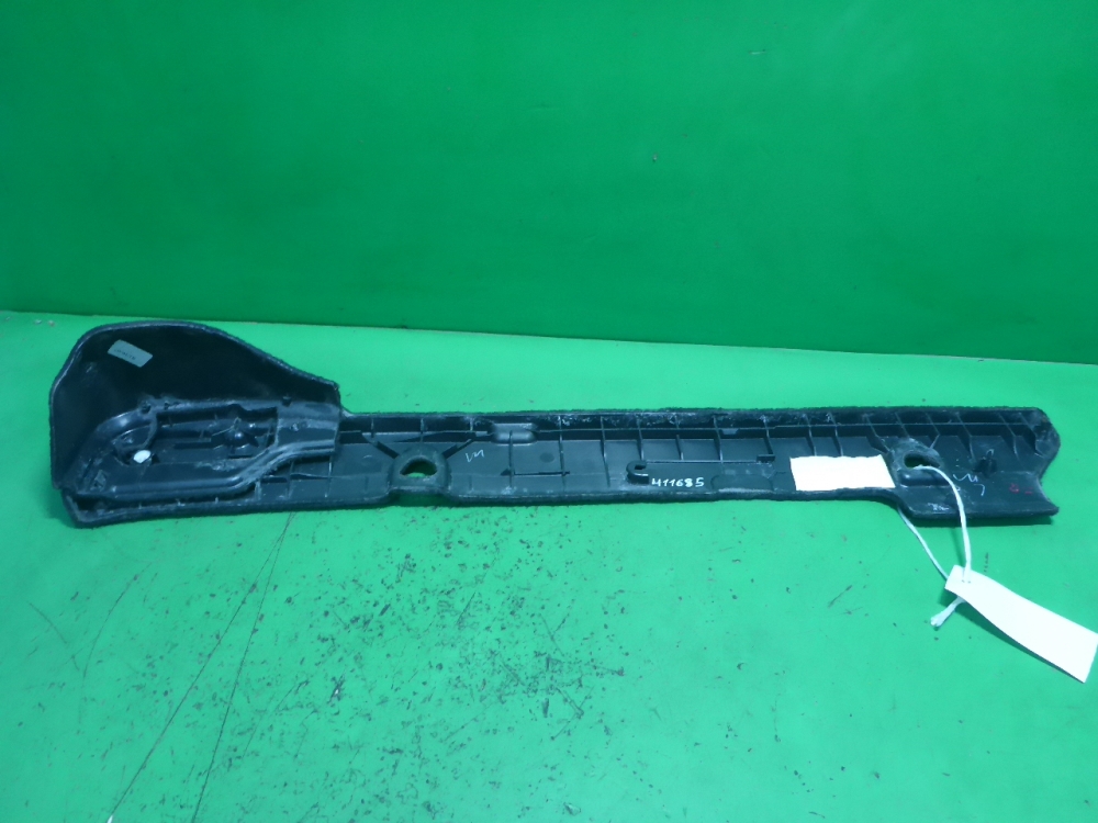 Пол багажника